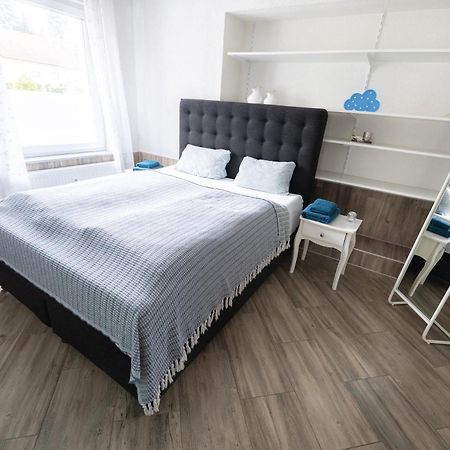 Gemuetliches Apartment In Нойвид Экстерьер фото